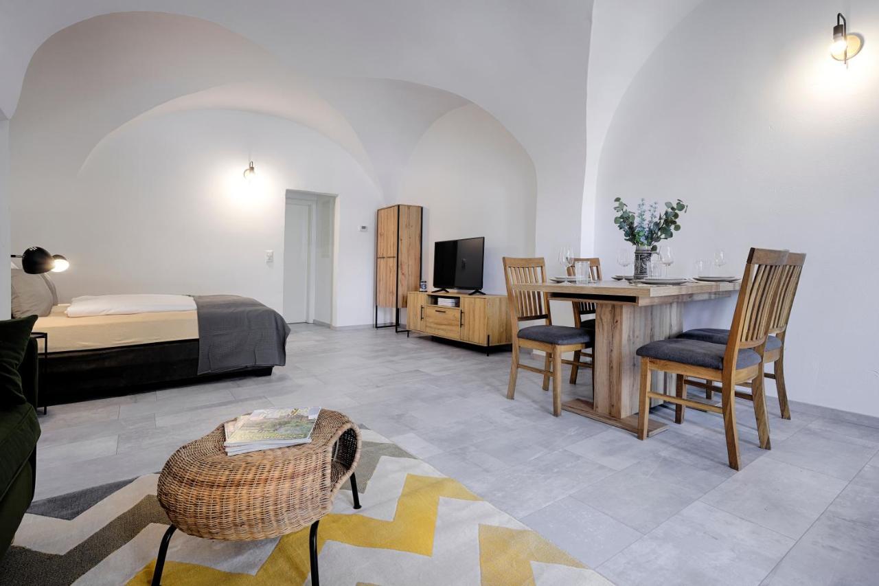 Homie Stay Alte Brauerei - Am Main Оксенфурт Экстерьер фото